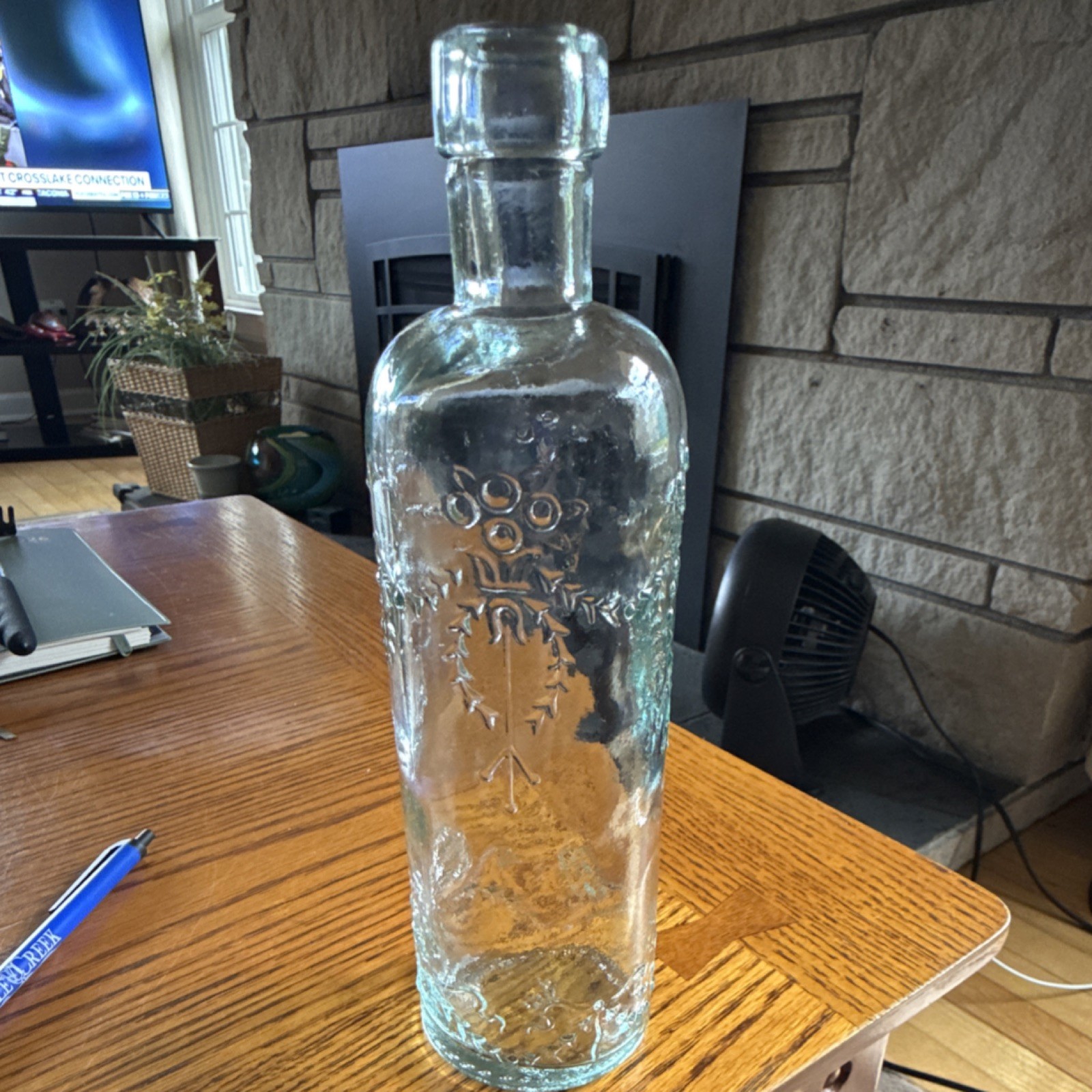 Clear Glass Decorative Bottle Spain Glossy Finish Impressed Backstamp