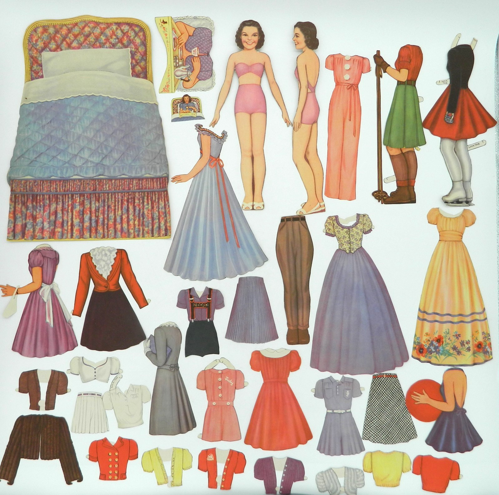 ORIGINAL JUDY GARLAND Vintage paper dolls 1940s Characters Clothing