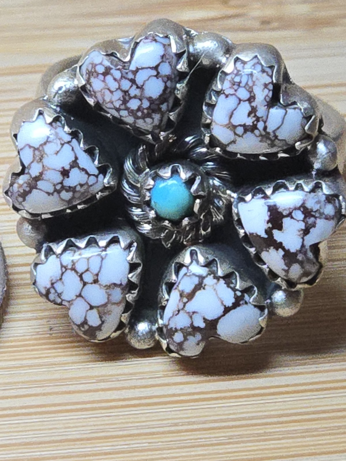 Native Southwestern Kingman Wild Horse Heart Turquoise Cluster Ring Adjustable