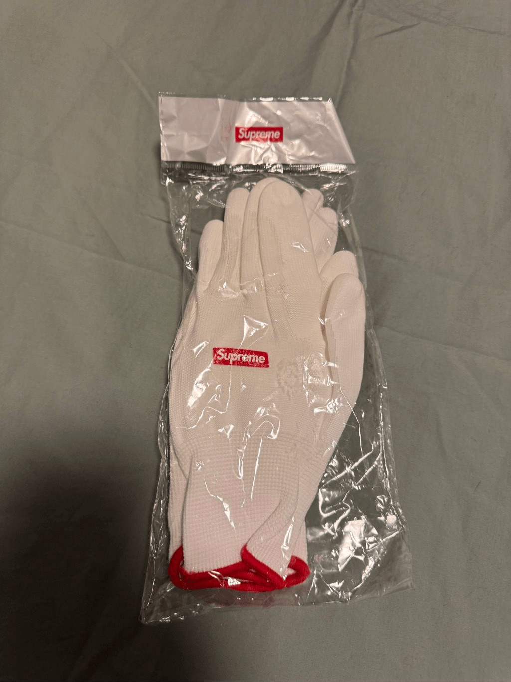 Supreme Rubberized White Gloves FW20 NEW/SEALED One Size