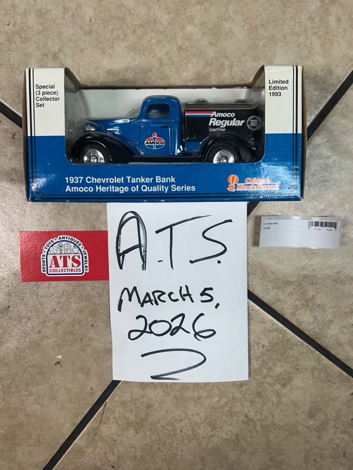 ***Brand New AMOCO 1937 CHEVROLET TANKER TRUCK 1993 Die-Cast Limited Edition***