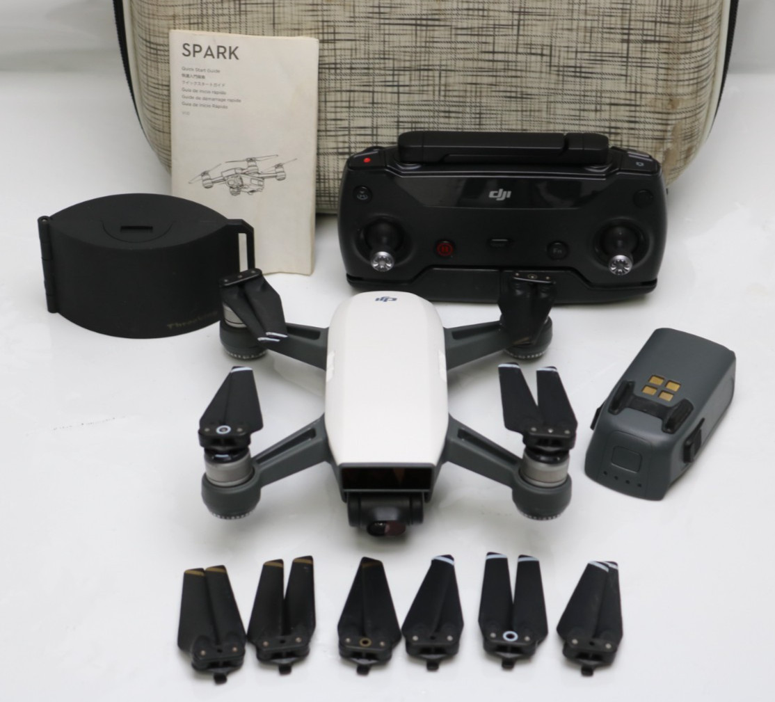 DJI Spark MM1A Drone with 1 Battery, GL100A Controller and Carrying Case