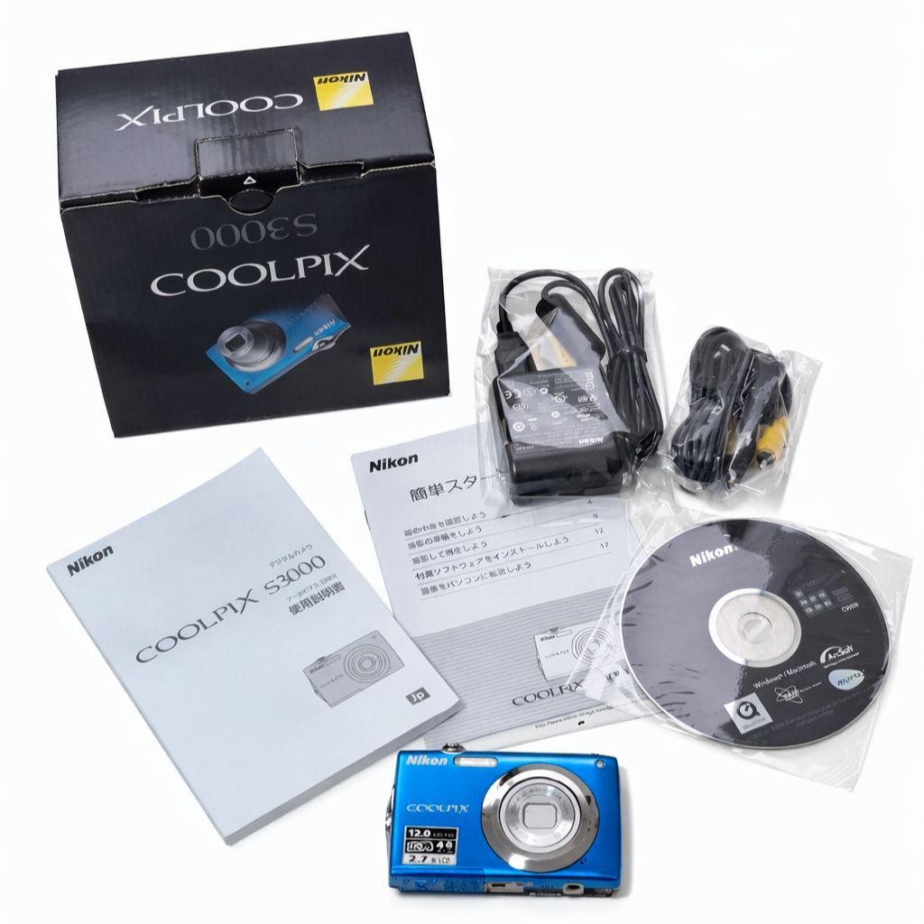 Nikon COOLPIX S3000 Compact Digital Camera Blue Excellent Condition