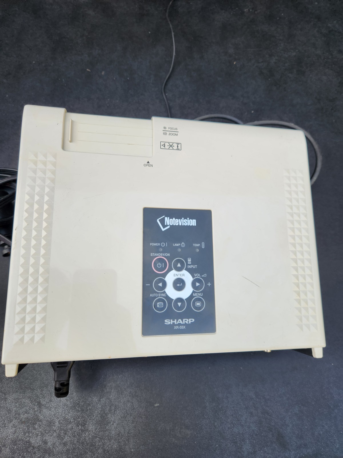 Sharp XR-55X DLP Desktop Projector White 100-240V 220W Model XR-55X