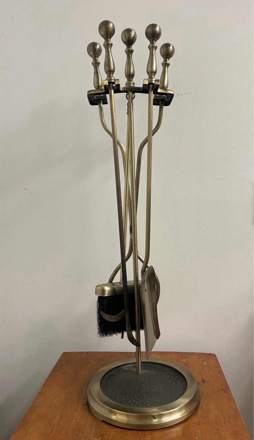 VTG Antiqued Brass & Wrought Iron Heavy Fireplace 5 Pc Tool Set Companion