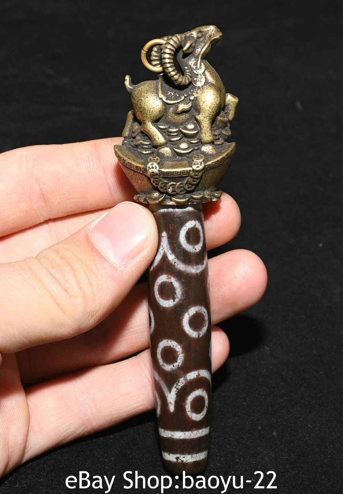 Old Tibet Natural Agate Onye Bronze Sheep Yunabao Wealth Dzi Bead Amulet Pendant