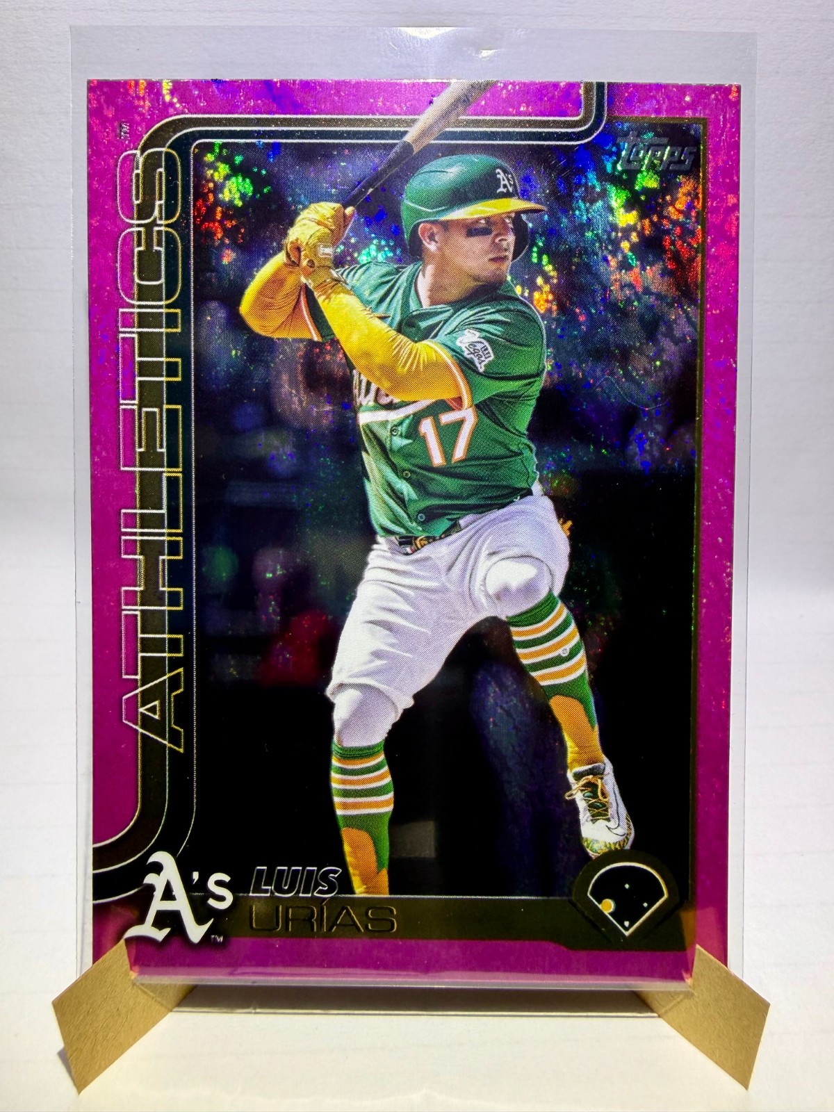 2025 Topps Update Luis Urias #US334 Pink Holo Foil Refractor Athletics