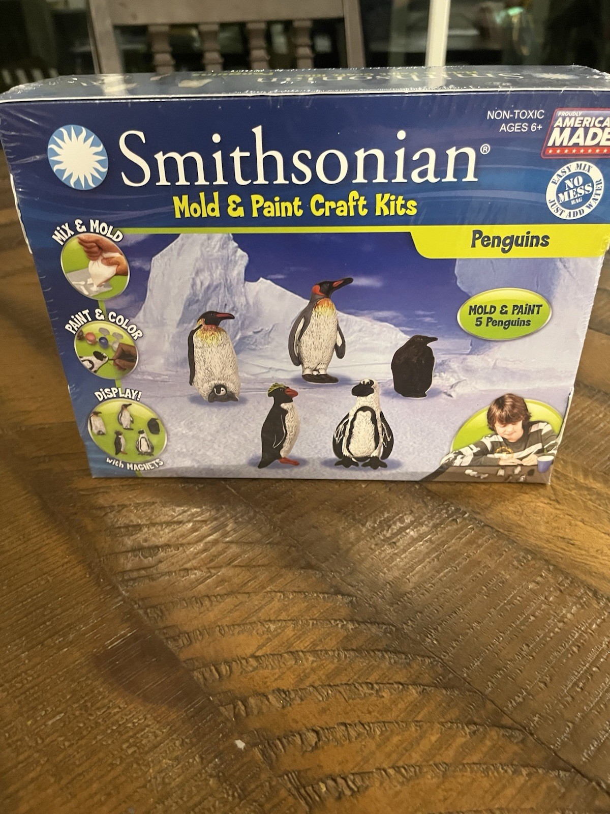 Smithsonian Mold & Paint Penguin Craft Kit Make 5 Figures Kids DIY Art Activity 
