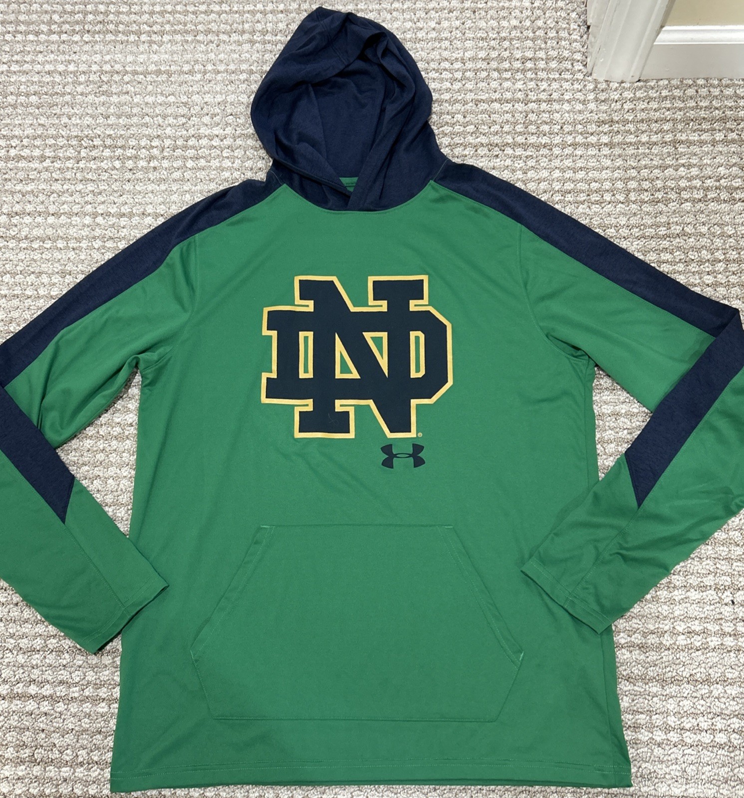 Under Armour Notre Dame Fighting Irish Hoodie Shirt Pullover Medium - See Notes