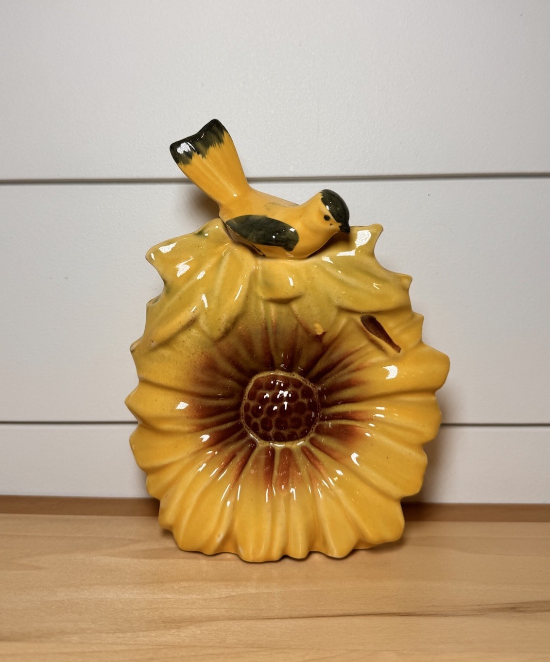 McCoy Yellow Sunflower Perched Goldfinch Bird Wall Pocket Planter Vintage USA