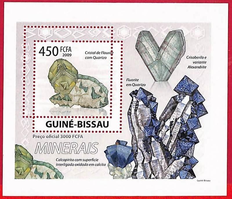 A5080 - GUINE-BISSAU - ERROR MISPERF Stamp Sheet - 2009 - MINERALS