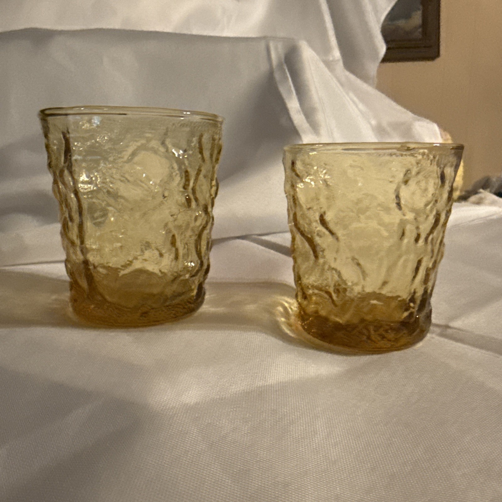 2 Anchor Hocking Lido Milano Amber / Gold 8 oz “Rocks” Beverage Glasses 