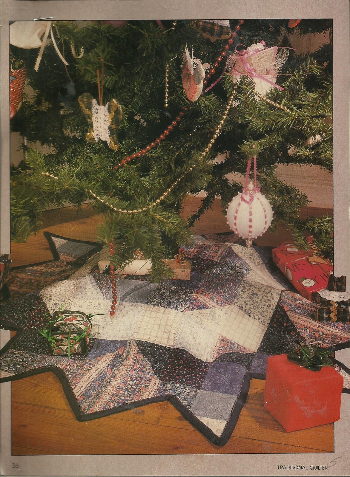 C0105  STAR TREE SKIRT PATTERN/INSTRUCTIONS