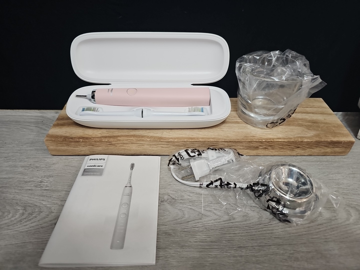 Philips Sonicare DiamondClean Toothbrush Smart Handle HX9360 9000 Series