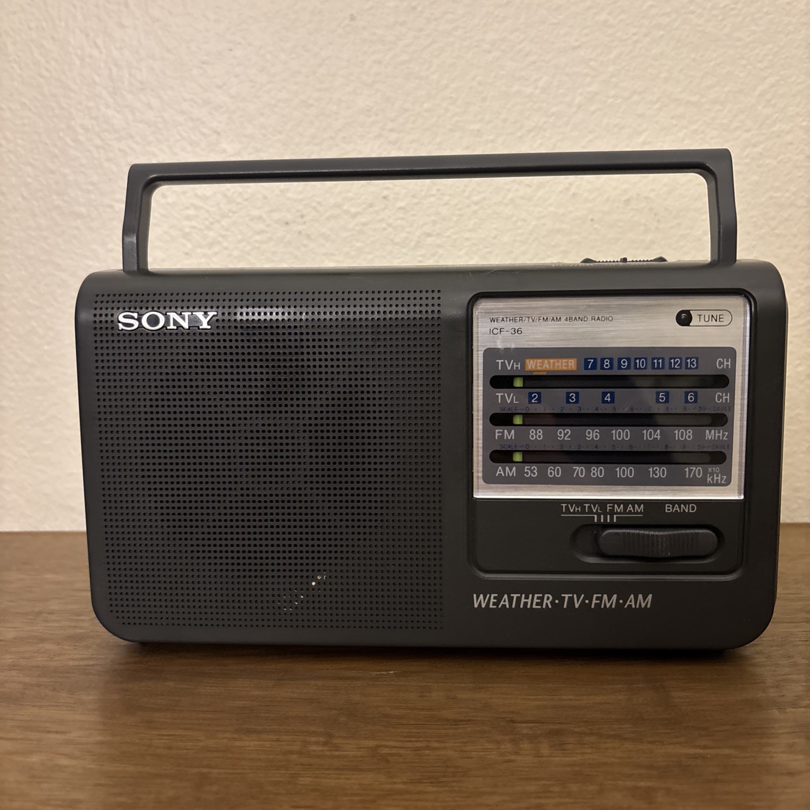 Sony IFC -36 Weather/TV/FM/AM 4 Band Radio - Tested & Works Great
