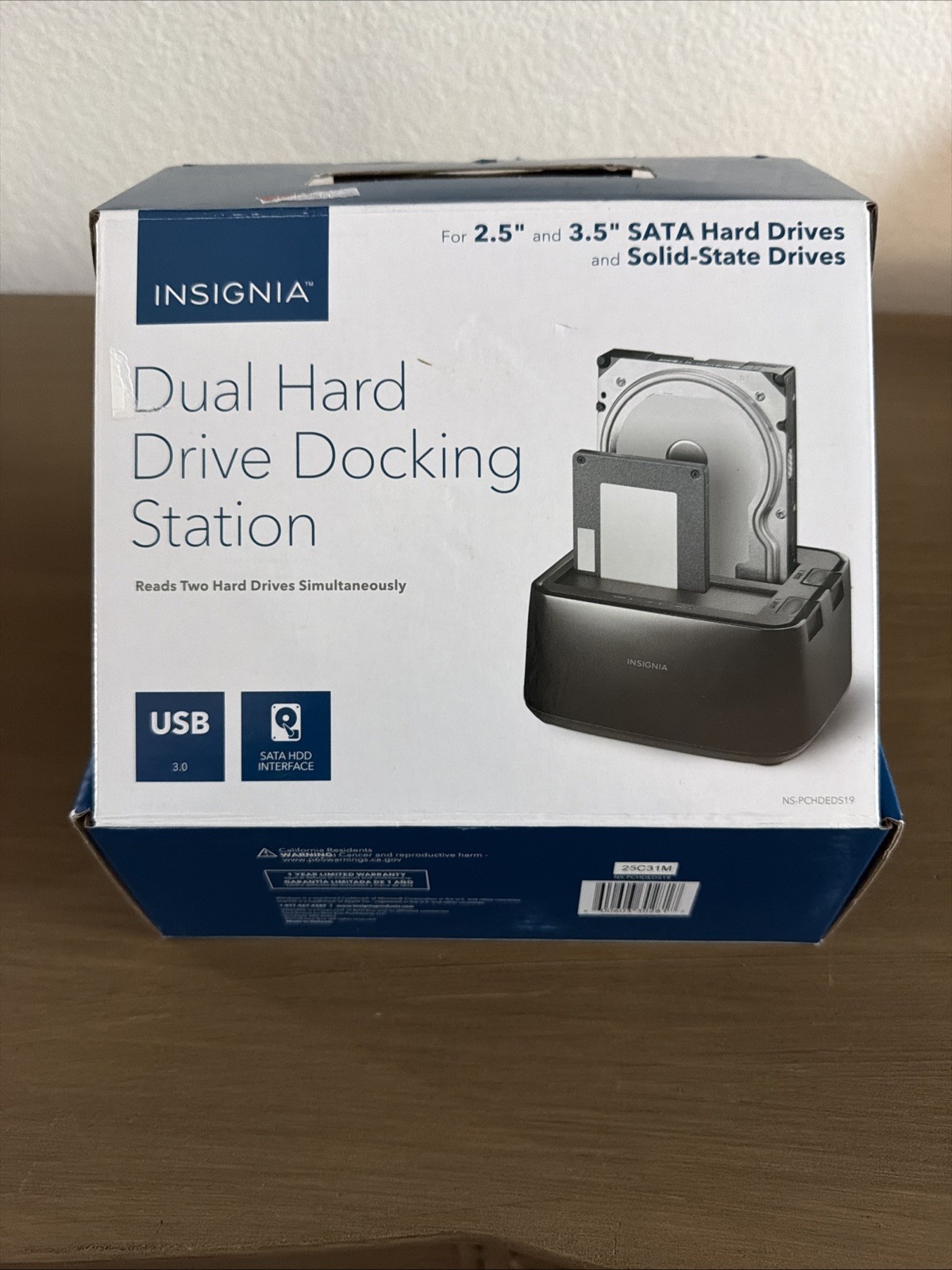 Insignia™ - 2-Bay HDD docking station open box