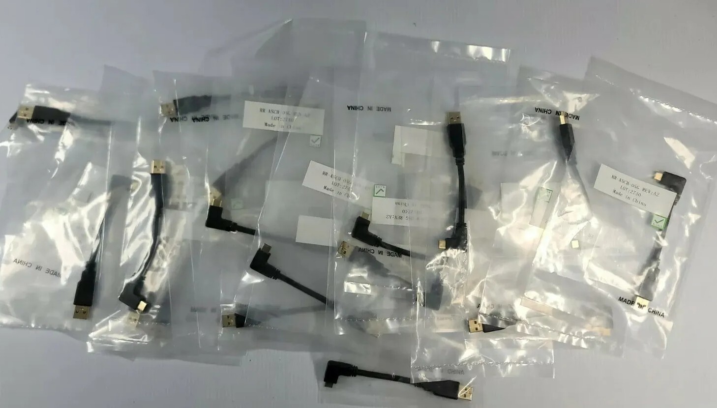 LOT OF 20 USB 3.1 Cable A to Right Angle C ( RR-ASCH-05G ) .