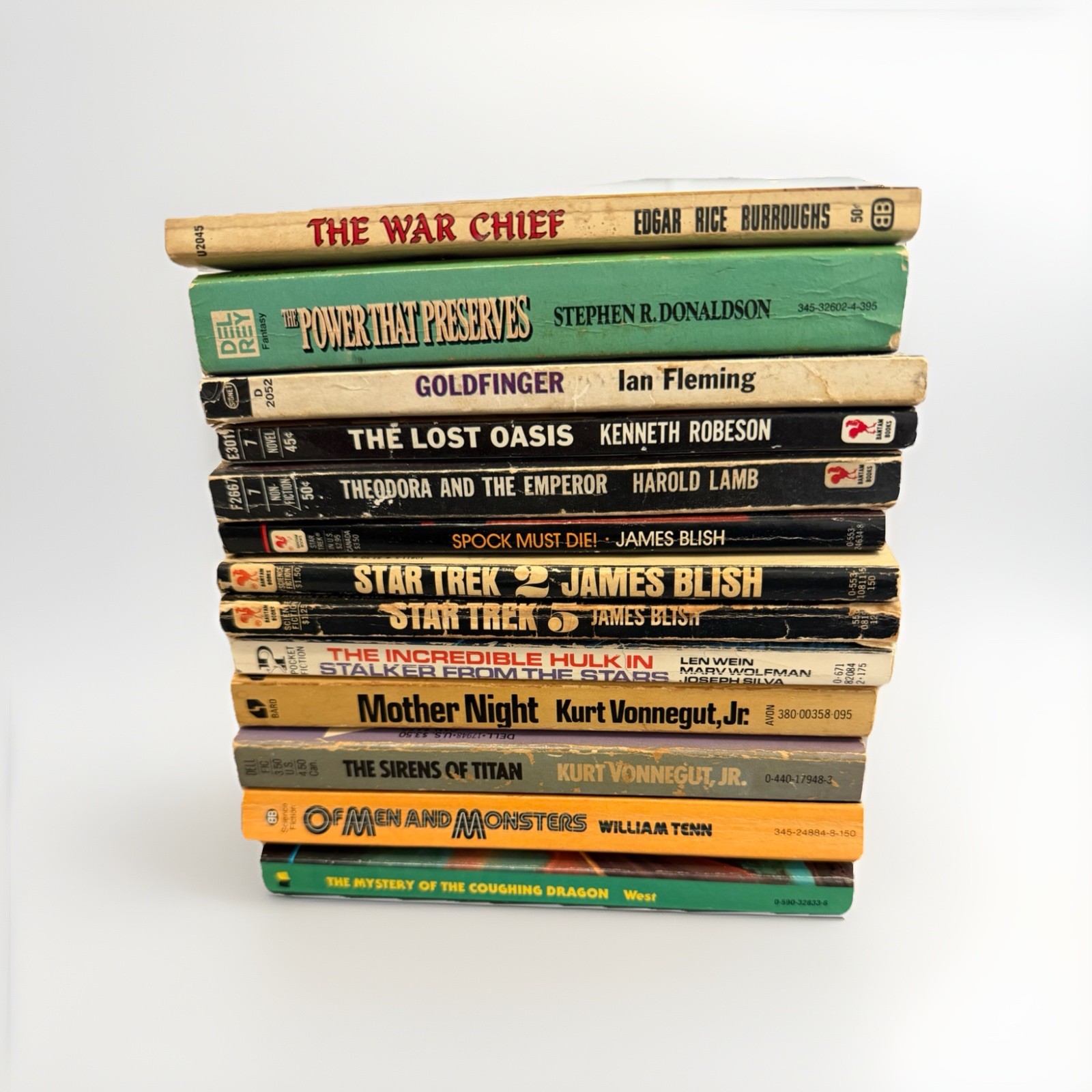 Vintage Sci-Fi Fantasy Star Trek Kurt Vonnegut Edgar Rice Burroughs James Bond