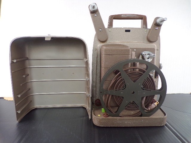 VINTAGE BELL & HOWELL 8 MM MOVIE PROJECTOR MODEL 253-AX WORKS