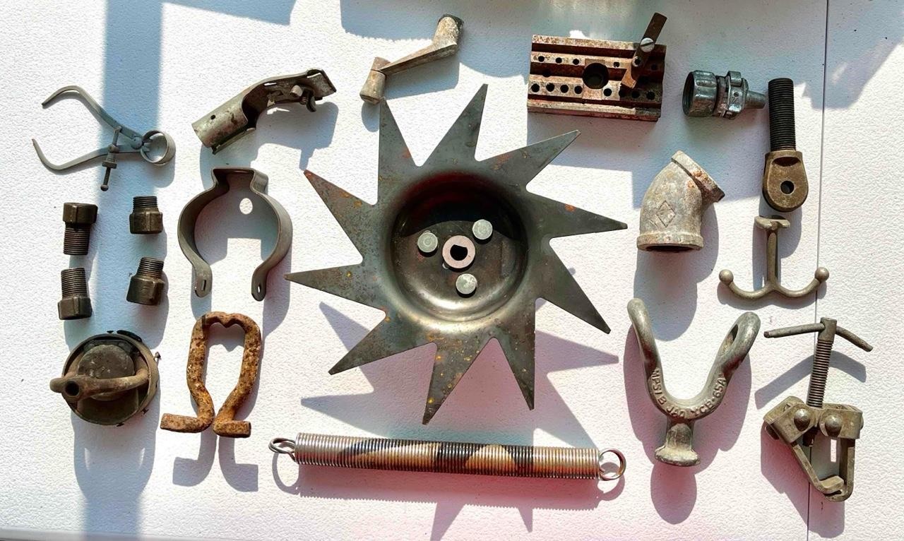 Lot of Steampunk Industrial Salvage Parts Rusty Primitive Metal Assemblage Art a