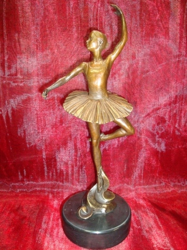 Statue Dancer Opera Art Deco Style Art Nouveau Art Nouveau Style Solid Bronze Un