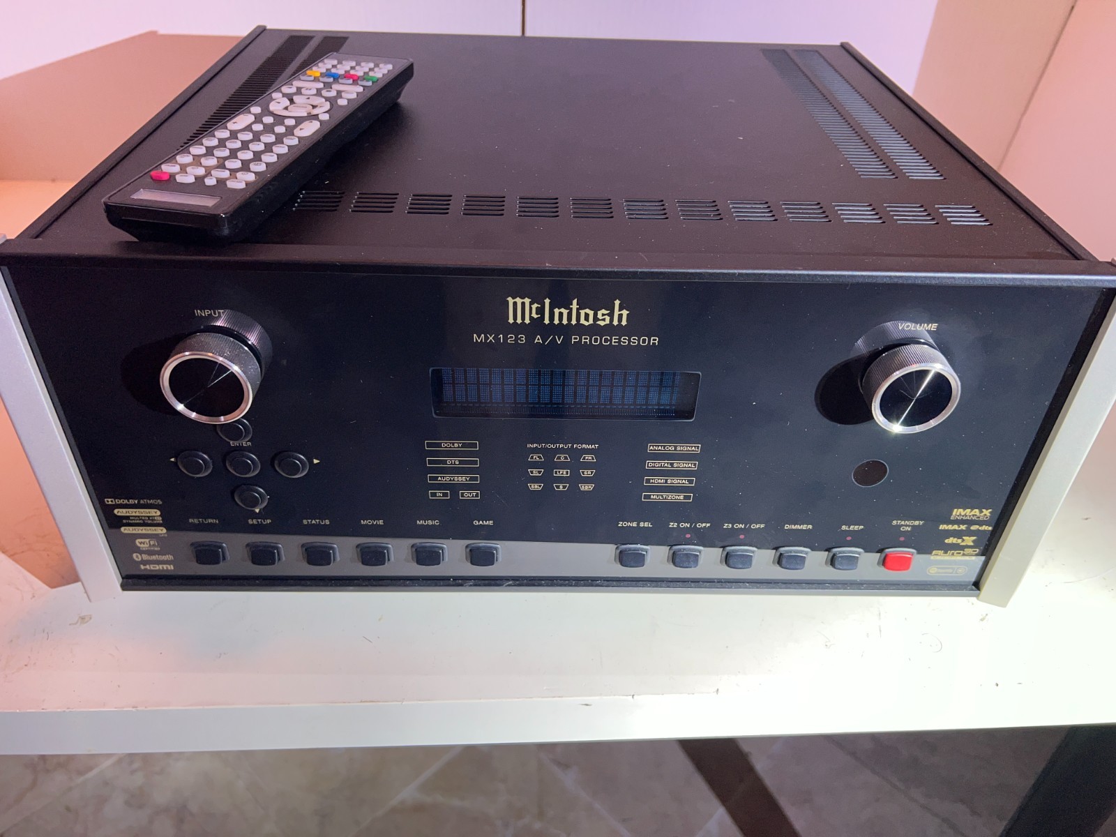 McIntosh MX123 A/V Processor Tested & Working!! w/ Remote!!