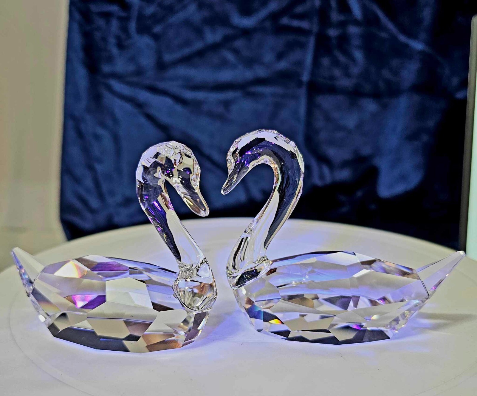 Swarovski "flirting swans 837154 Crystal Figurine MINT w Box COA gift- B5-L71