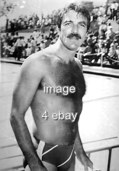 TOM SELLECK MAGNUM P.I  BARECHESTED BEEFCAKE   8X10 PHOTO 4