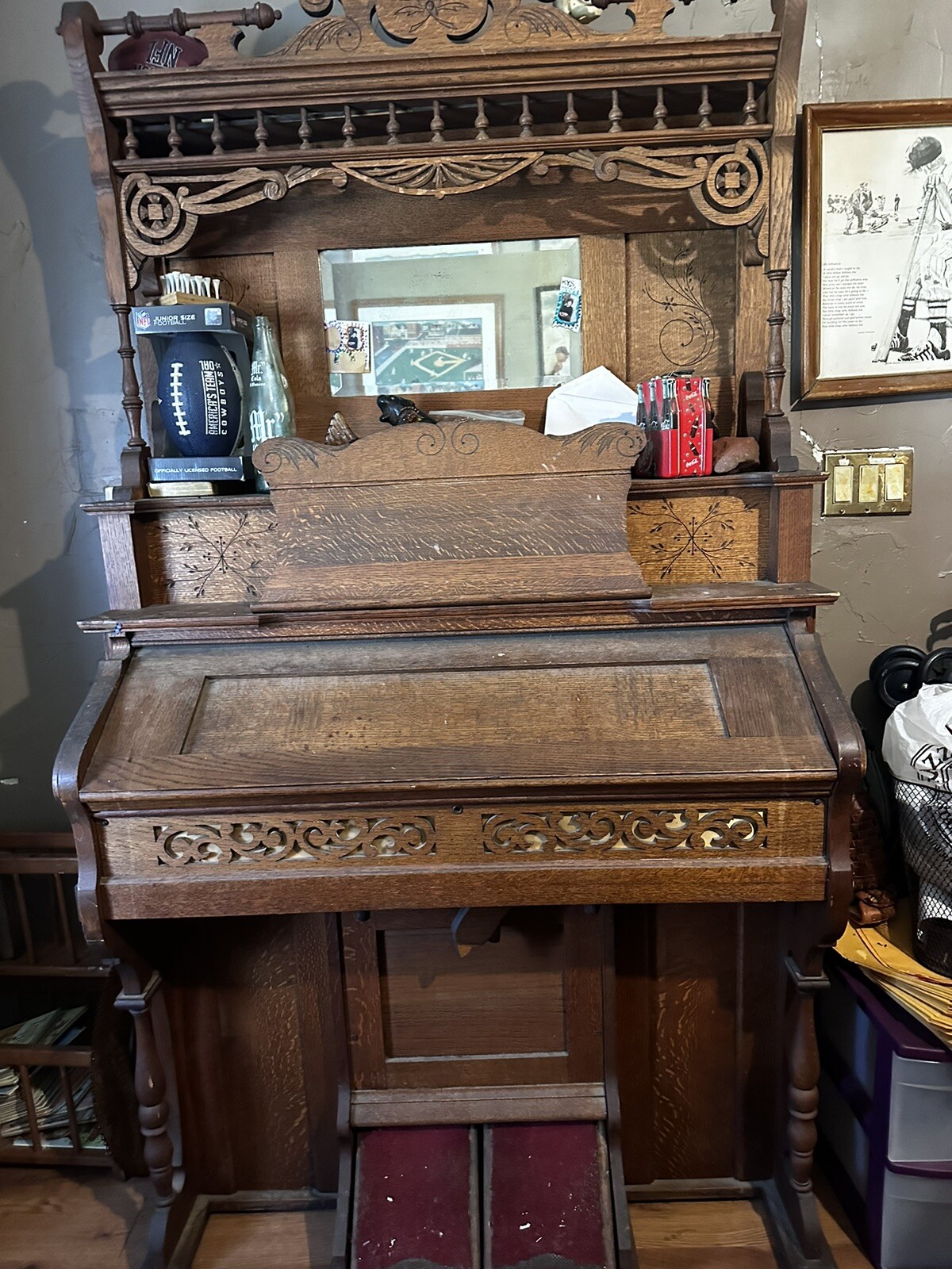 antique Pump Organ About 1930s