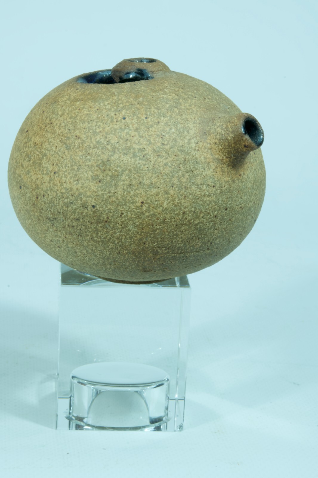 Vase design / petit pichet Sculpture en grès Annick et Michel Lodereau La Borne