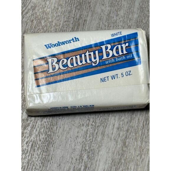 Woolworth 5 Oz beauty bar white soap