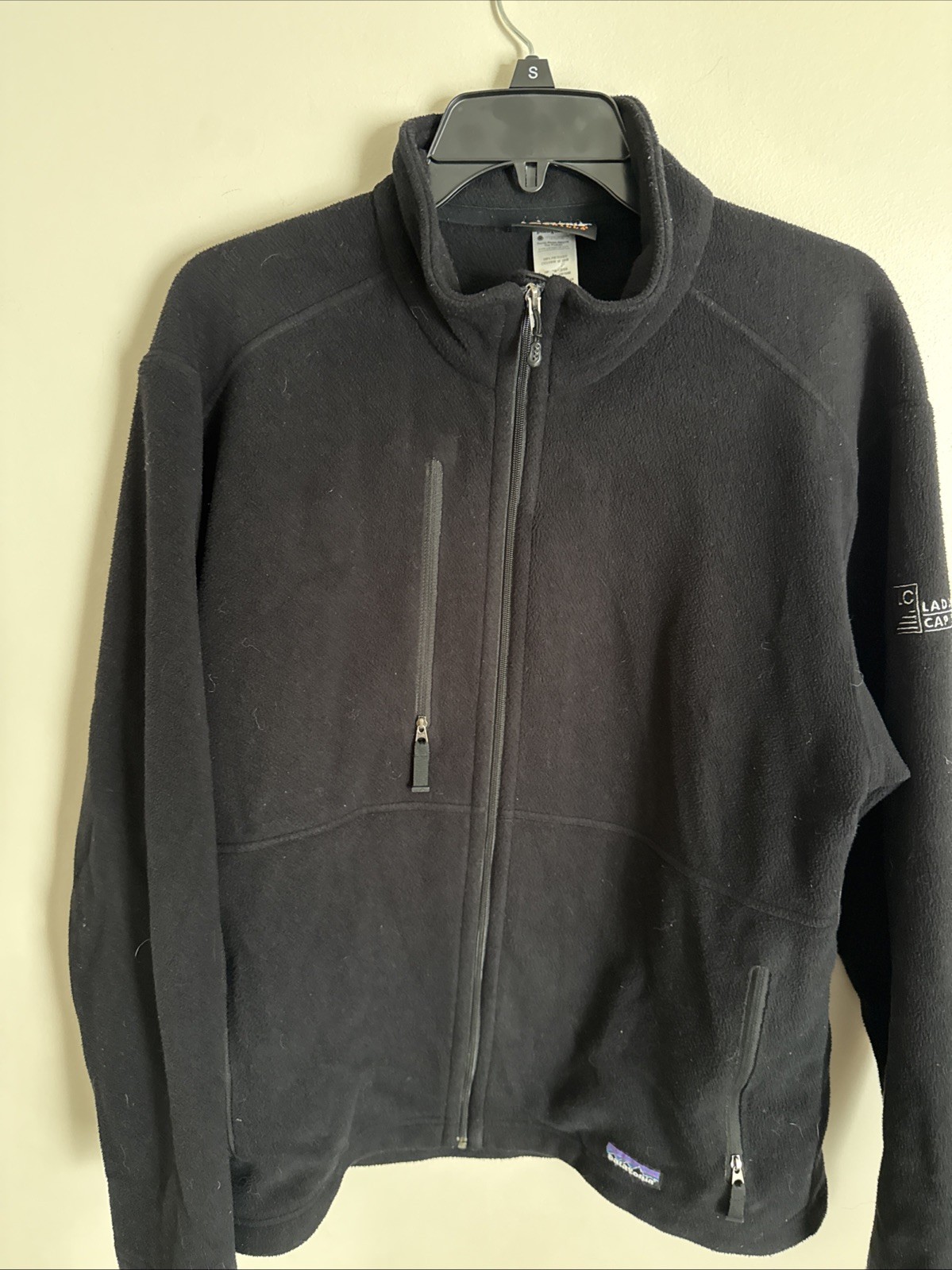 Mens Patagonia Zip Fleece Synchilla Jacket Black Has Company Logo Sleeve Medium