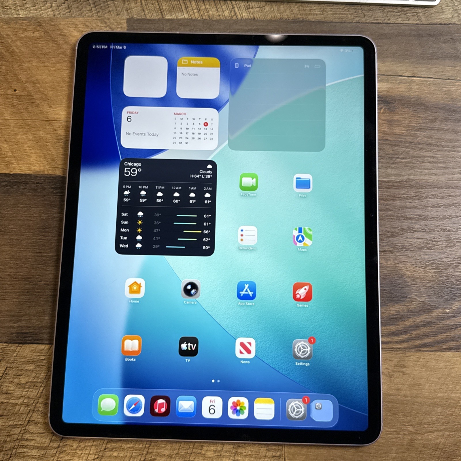 iPad Air 13" M3 Purple 128gb (Unlocked) WiFi + Cellular