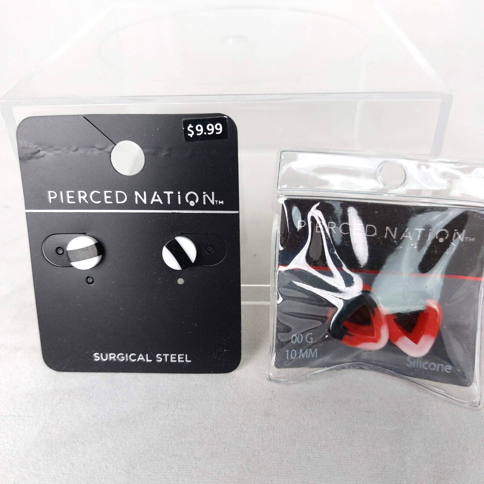 PIERCED NATION Lot Of 2 Sets Plugs, Earrings Gauges Brand New in package Red Blk