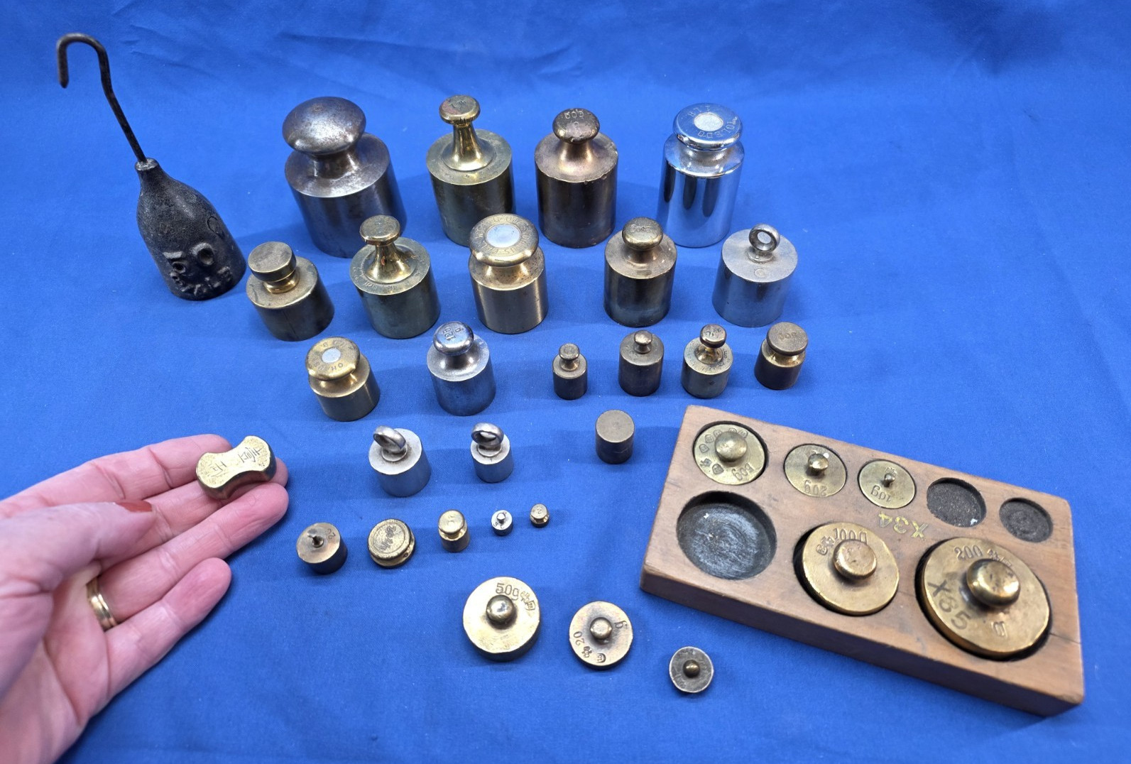 Great lot of Misc Apothecary Weights Ohaus and Many More Scales Calibration