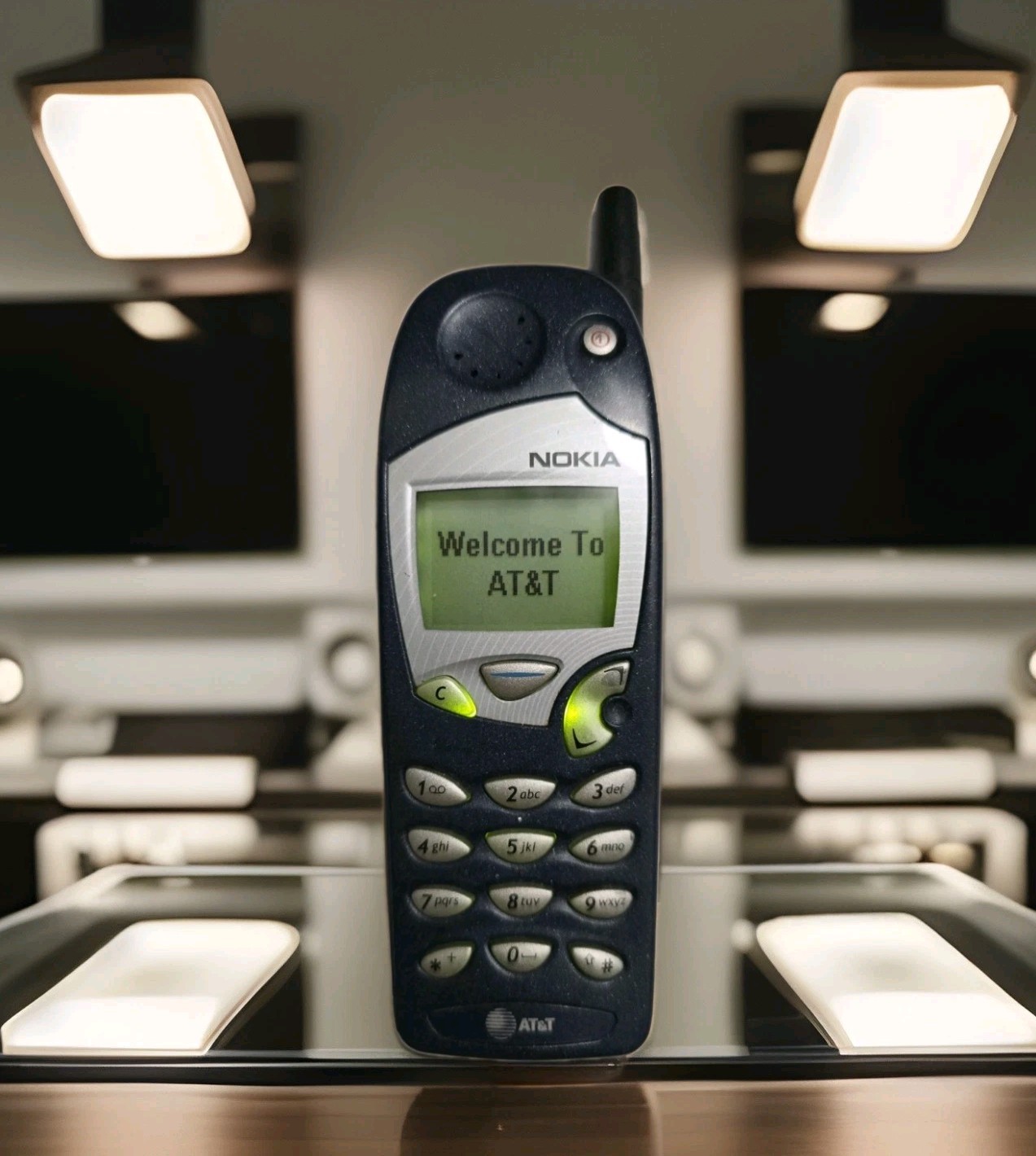 VINTAGE Nokia 5165 Blue AT&T Cellular Mobile Phone Battery & Charging Cable 