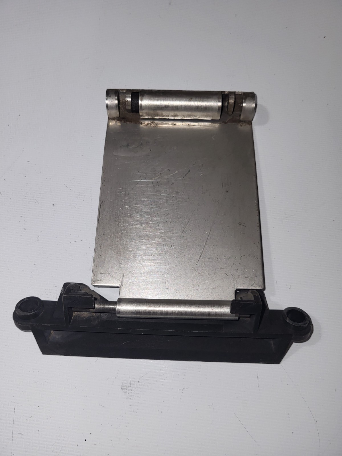 Veeder-Root/Gilbarco R19229-G1  ASSY, NOZZLE FLAP & MAGNE