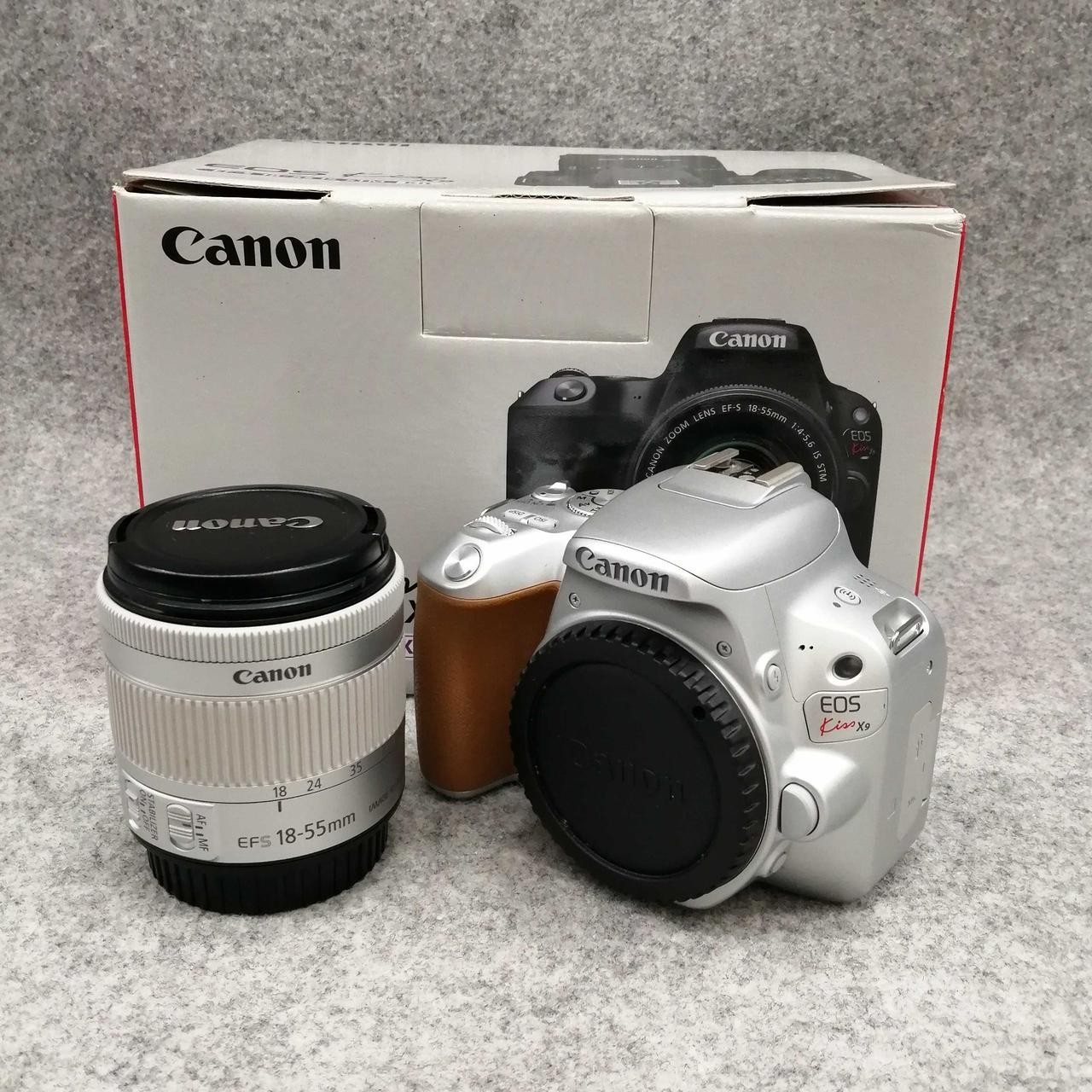 Canon EOS Kiss X9 DSLR Camera Used From Japan
