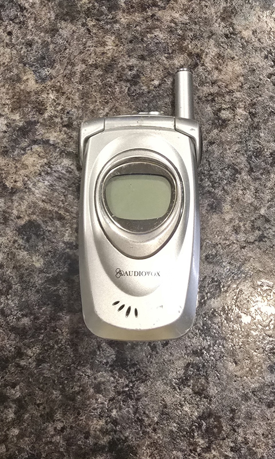 Audiovox CDM-8900 - Silver ( Verizon ) Vintage Cellular Flip Phone