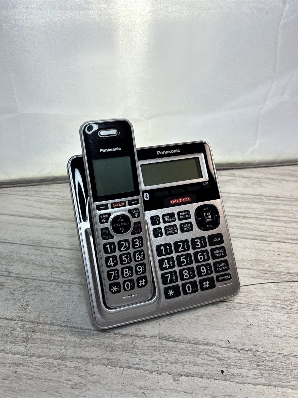 Panasonic KX-TGF970 Main Base Unit + 1 Phone Handset KX-TGFA97 Tested Working