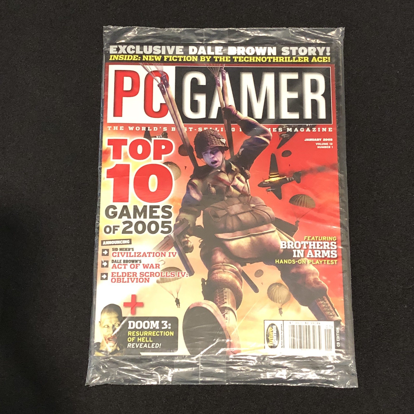 NEW PC Gamer Magazine January 2005 Vol 12 No 1 Sealed w/ Disc Top 10 Games Vtg