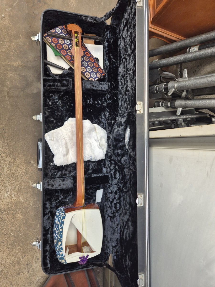 Tsugaru Shamisen Thick Neck Japanese Musical Instrument With Hard Case Stringed