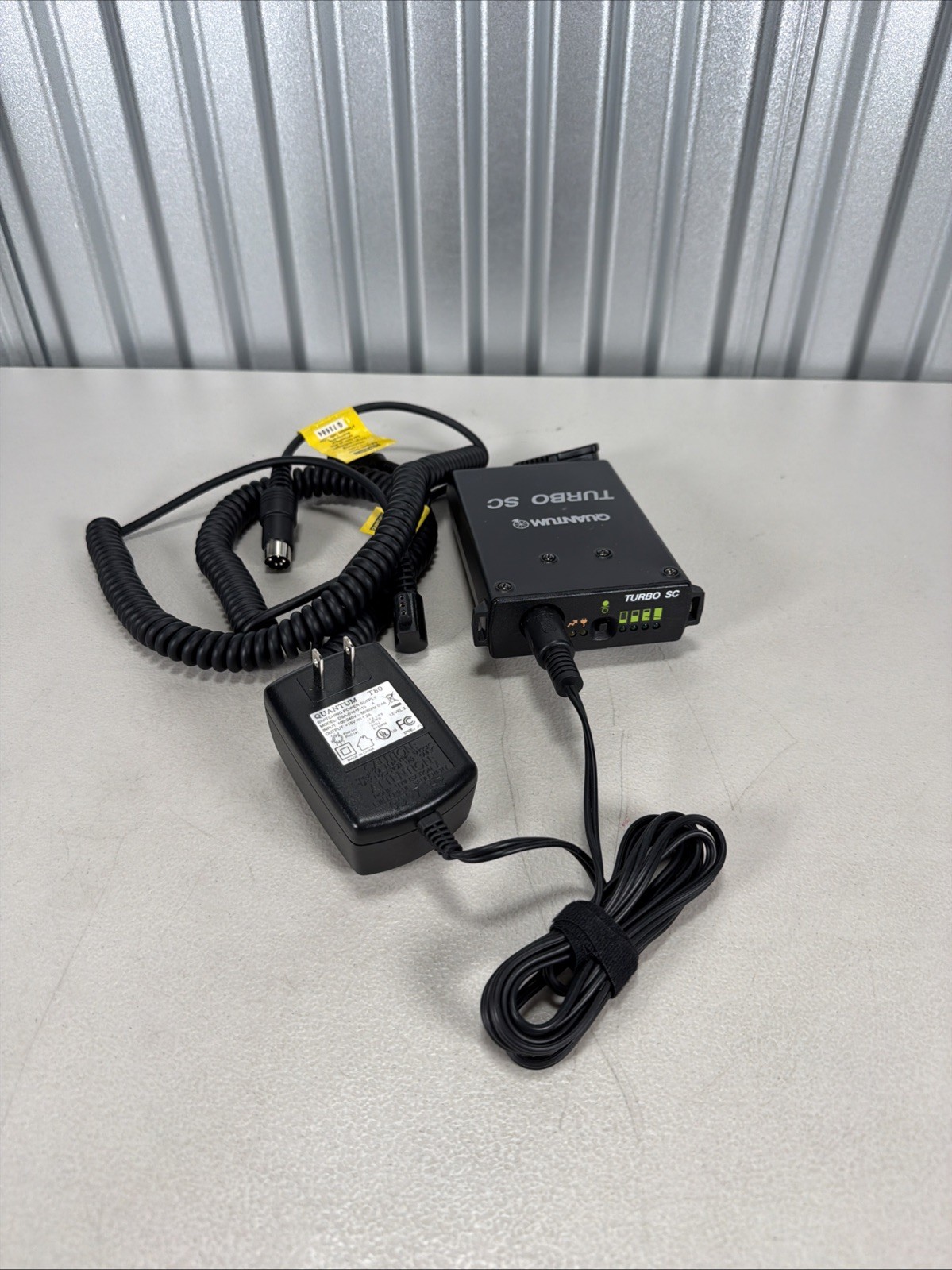 Quantum Turbo SC Battery Pack w/ Flash Cables