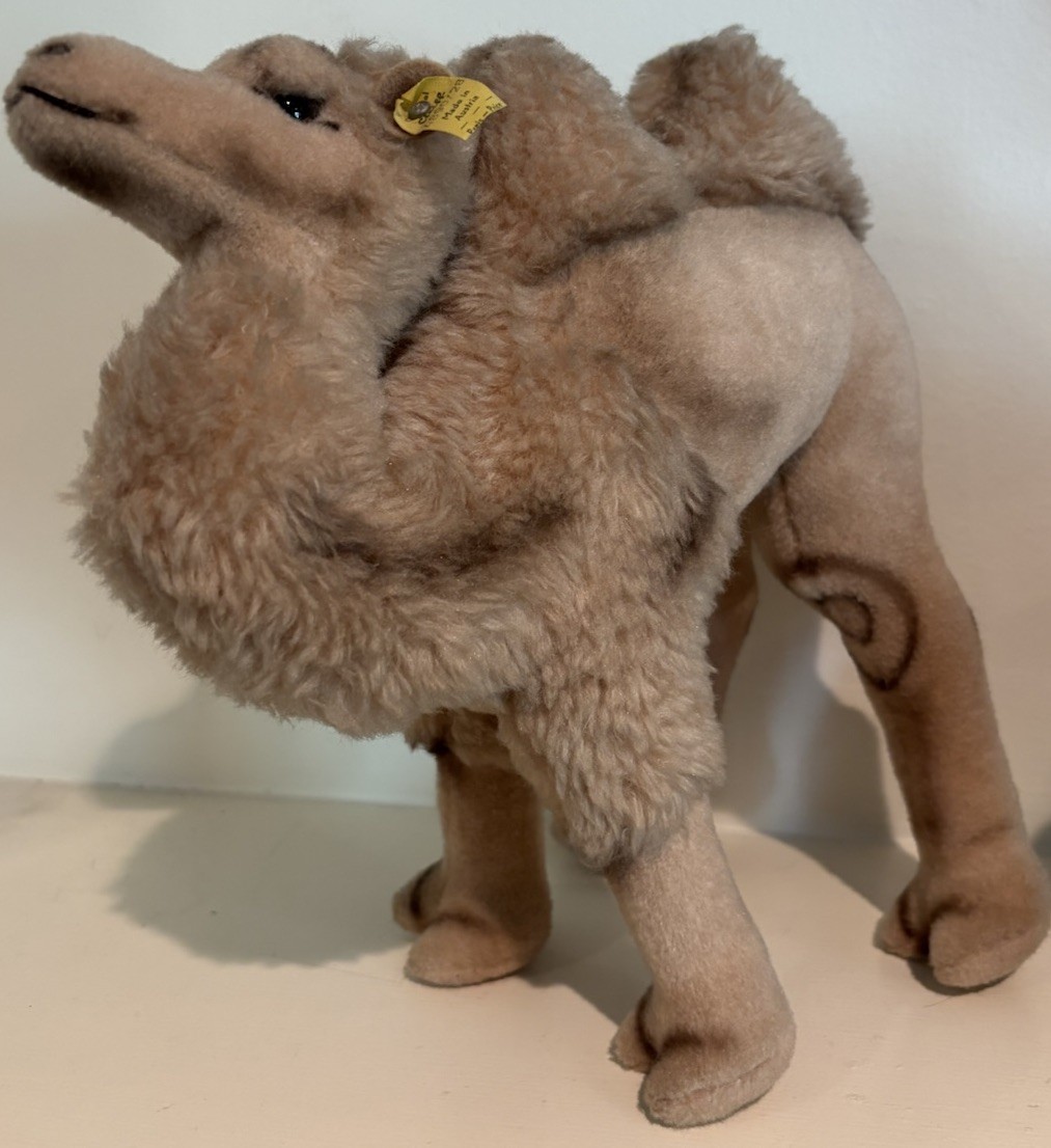 VNTG Steiff 2 Hump Camel Plush w/ Button & Tag Original Steiff Austria #4890/28
