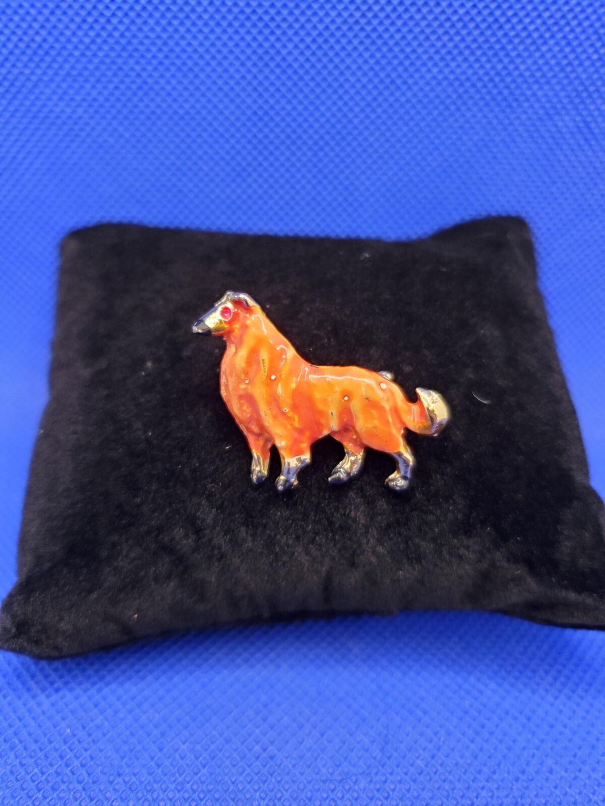 Rough Collie Dog Gold Toned Orange Enamel Pin Lapel Brooch Vintage
