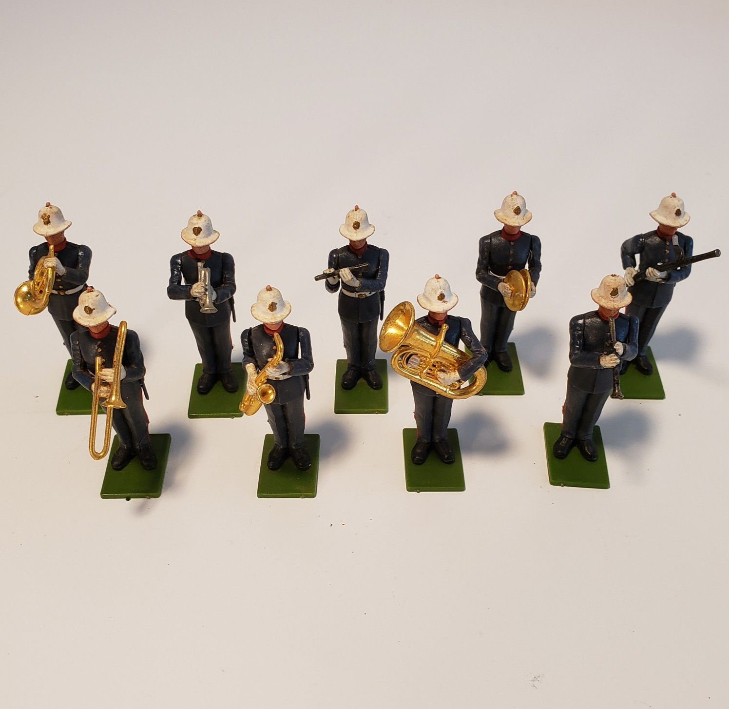 BRITAINS Eyes Right Royal Marines Band Toy Soldiers - Set Of 9