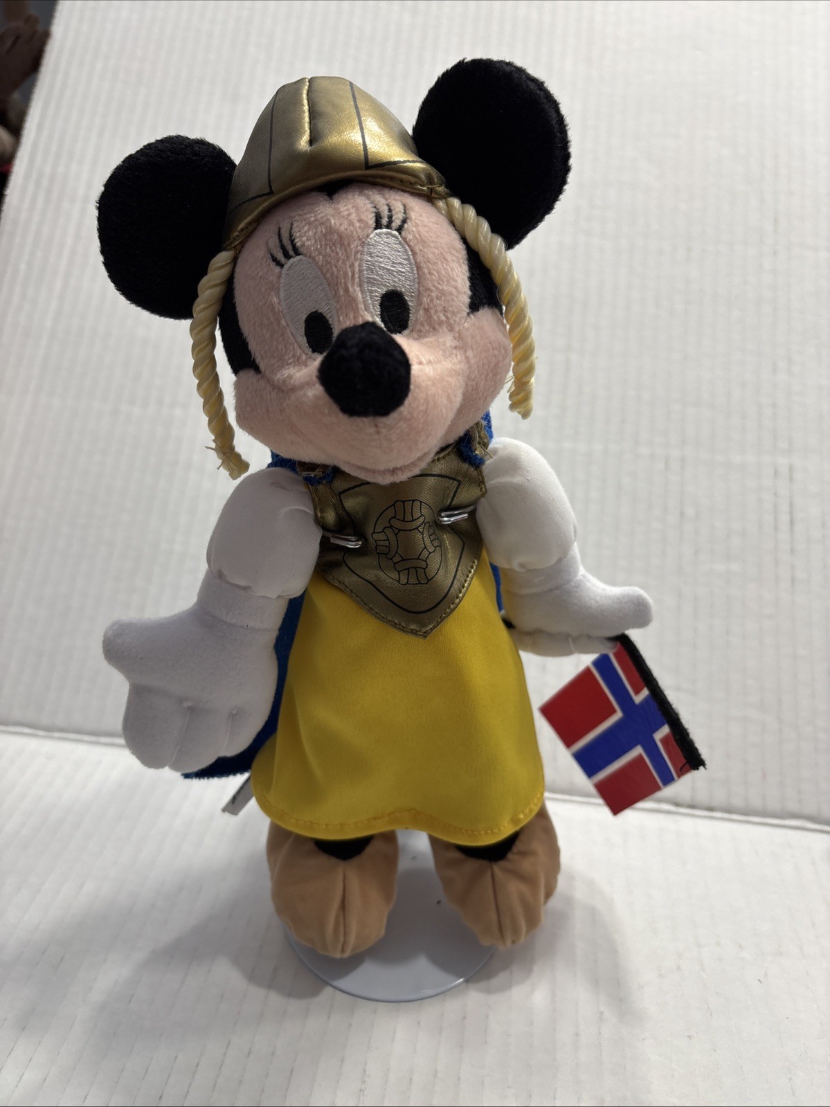 Disney Epcot World Showcase Norway Minnie Mouse Bean Bag Plush NWT Viking Flag