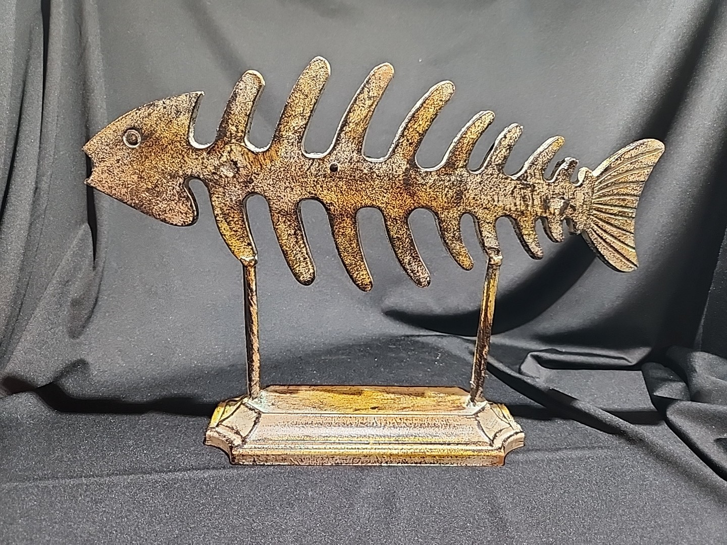 Cast Metal Fish Skeleton Beach House Decor 16.5"x 11.25"