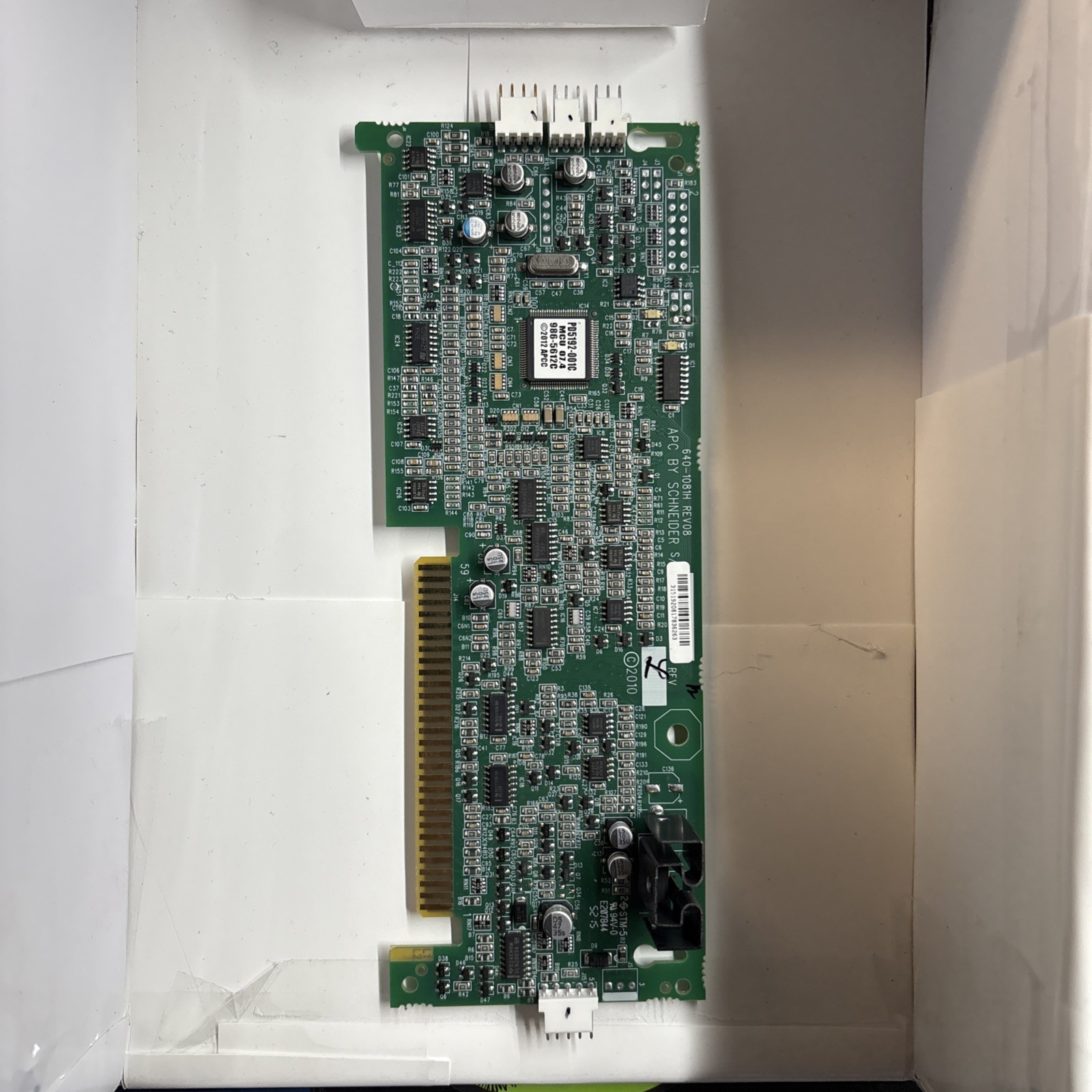 APC / Schneider Electric 640-1081H Rev 08 PCB Circuit Board FAST SHIPPING