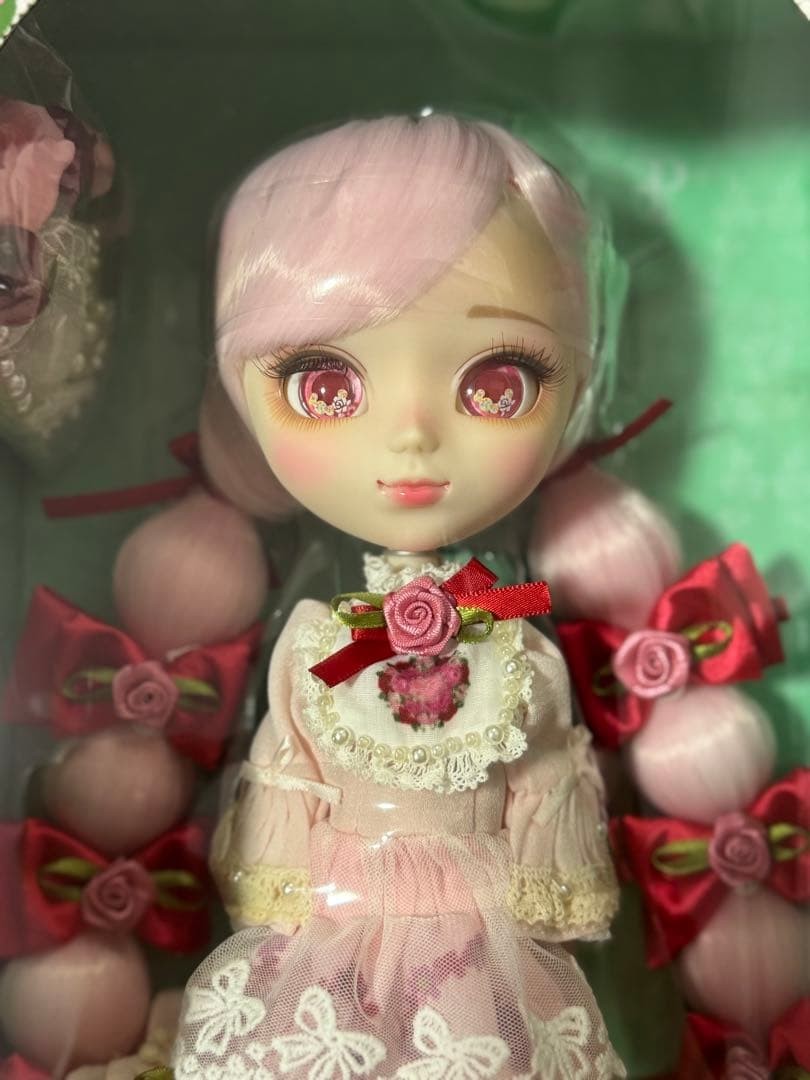 Pullip P-267 Secret Garden of Rose Witch #QY8DKH